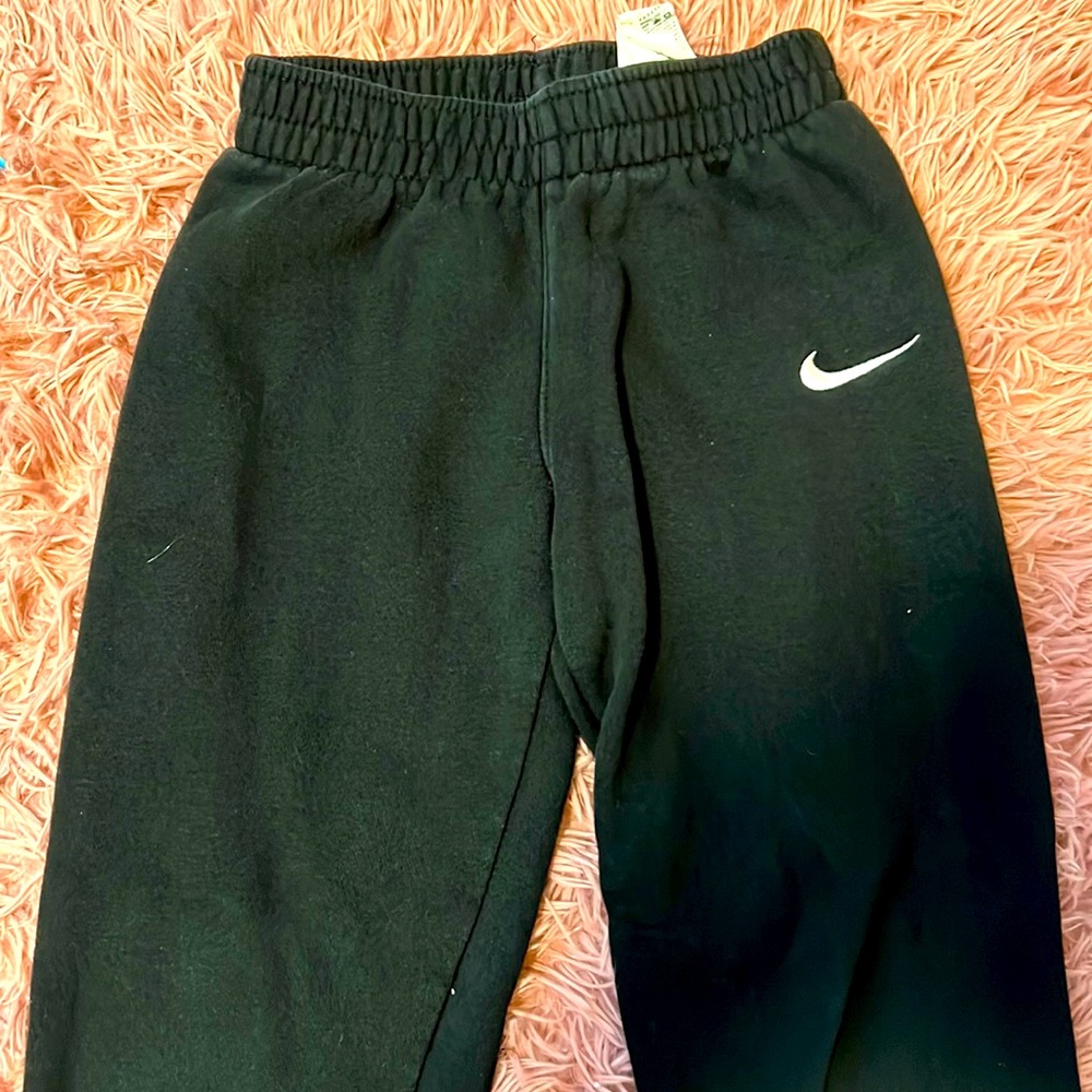 Nike thermal pants size 6 boys